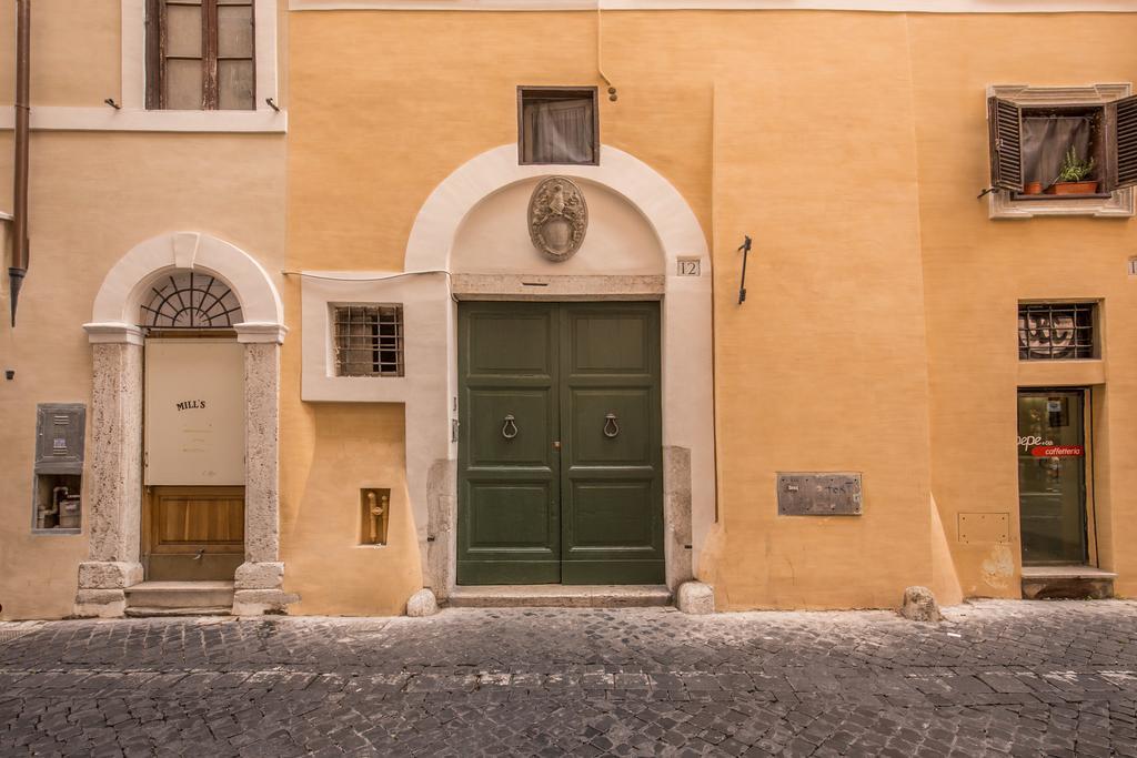 Appartamento Via Del Monte Della Farina * Roma
