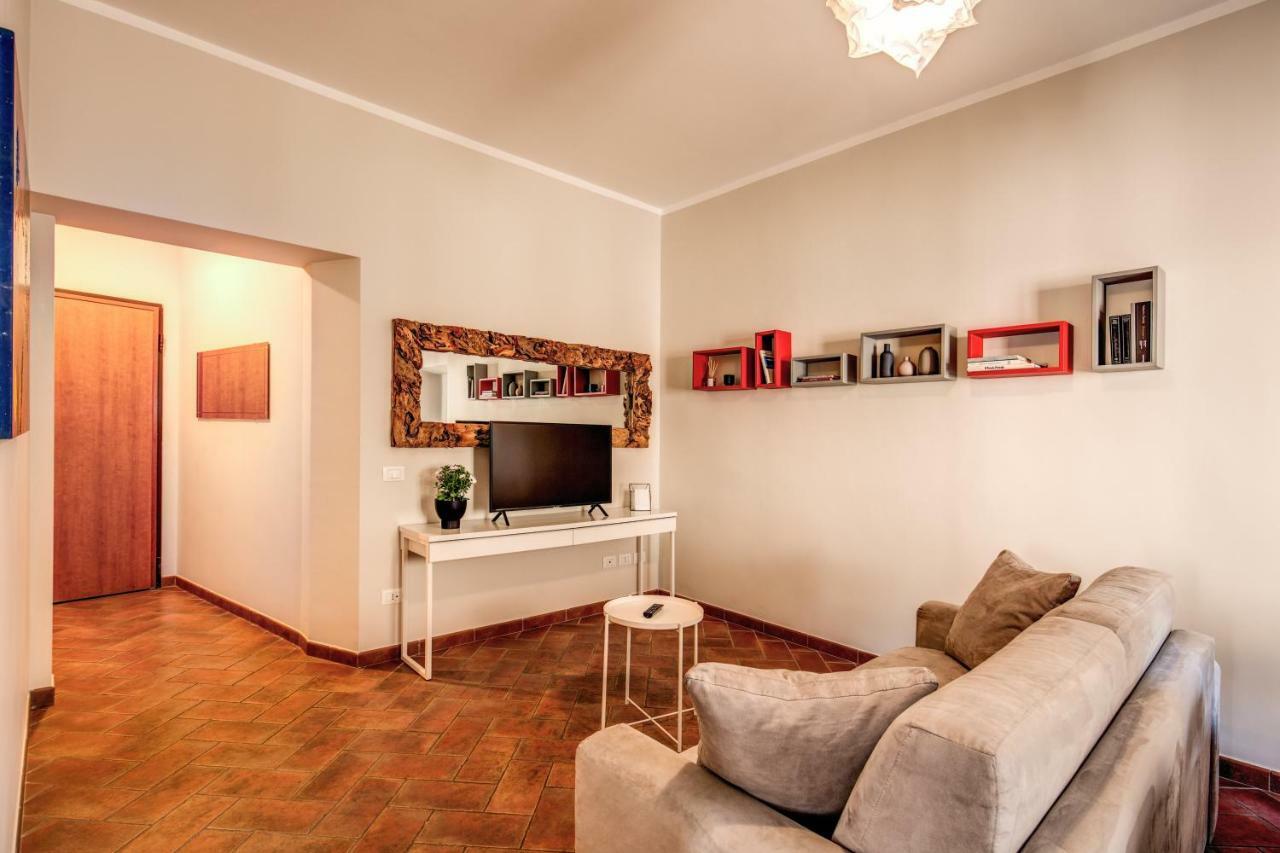 Appartamento Via Del Monte Della Farina Apartment Rom