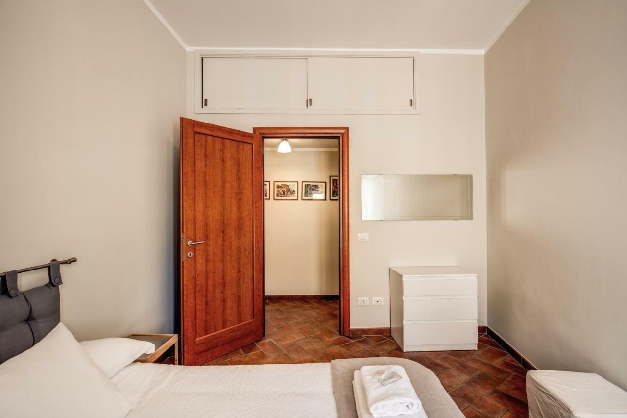 Appartamento Via Del Monte Della Farina Apartamento *